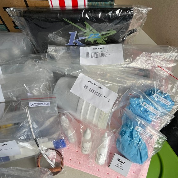 K12 chemistry science kit in original packaging - Picture 8 of 12